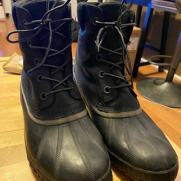 Black men’s Sorel winter boots - GREAT condition - Picture 1 of 7
